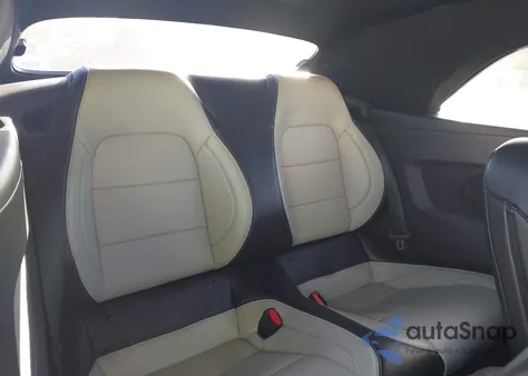 2024 Ford Mustang Ecoboost Premium z USA, uszkodzony, nr VIN 1FAGP8UH2R5140629